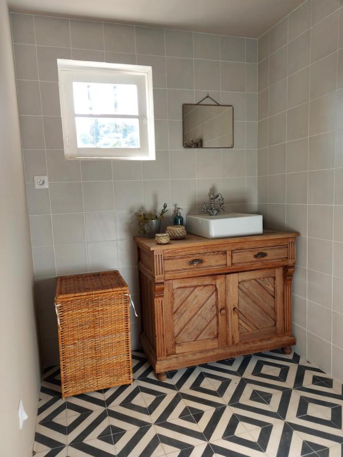 Maison à la campagne avec SPA et piscine Tourrettes-sur-Loup Esterno foto