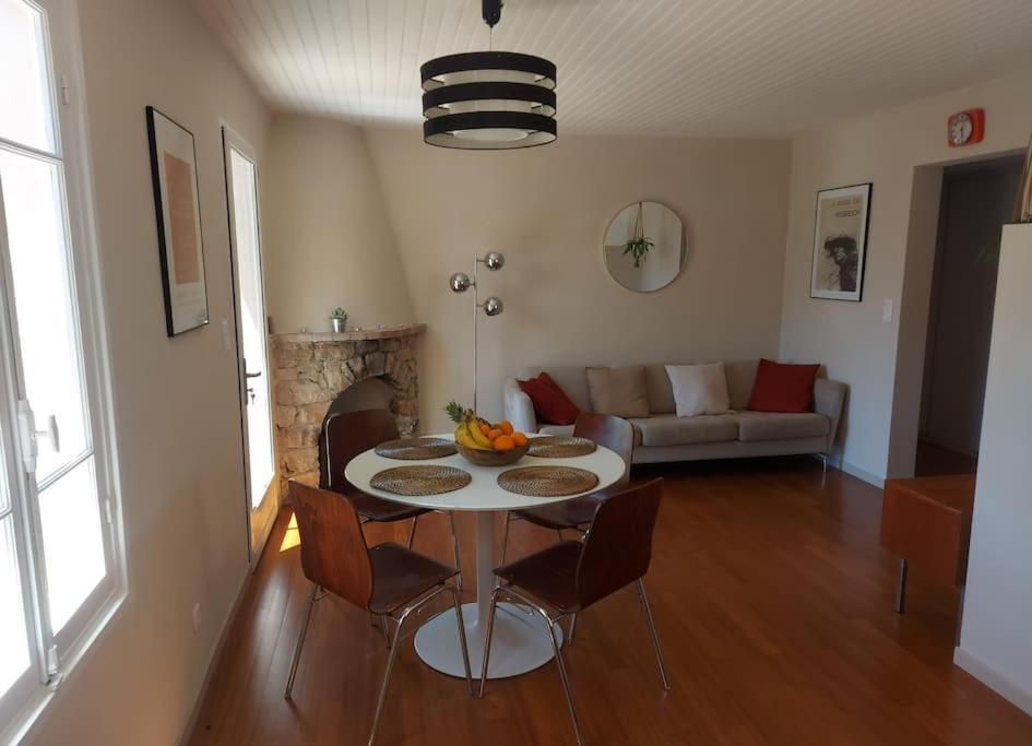Maison à la campagne avec SPA et piscine Tourrettes-sur-Loup Esterno foto